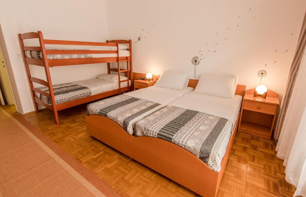Hotel Barba Starigrad Paklenica Bagian luar foto